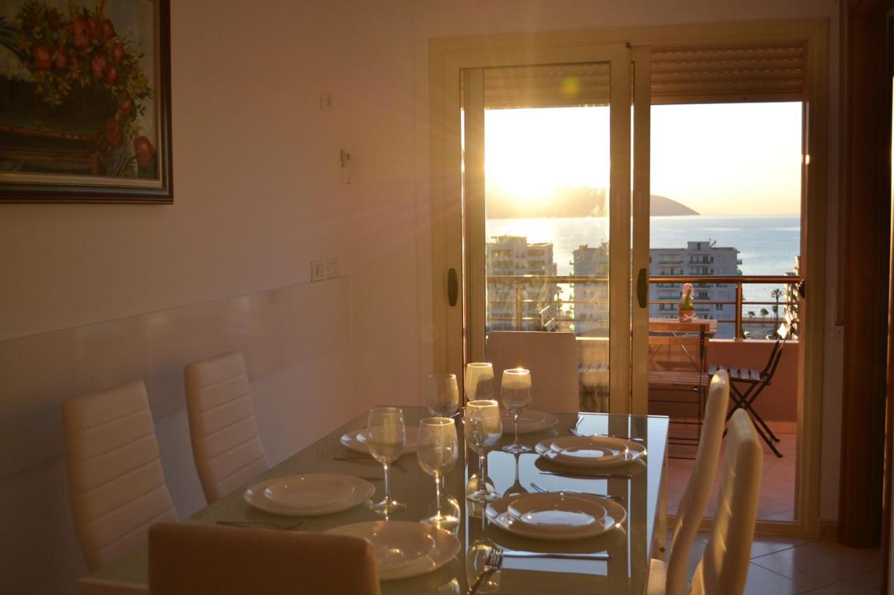 Seaview Penthouse 2 Bedrooms Apartment & Box Garage Vlorë Esterno foto
